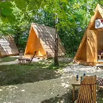 Japodski Otoci * Racic