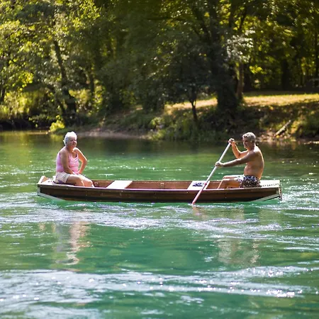Turisticko Naselje- Japodski Otoci Lodge Racic