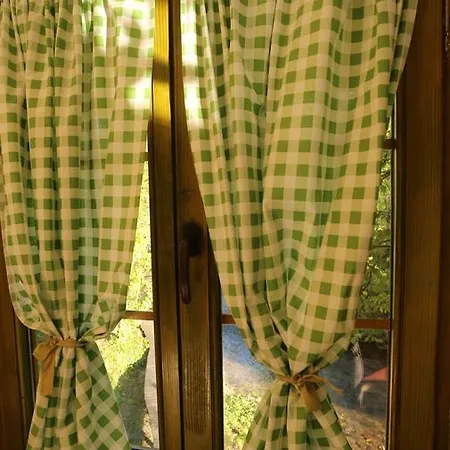 Japodski Otoci بيت خشبي *