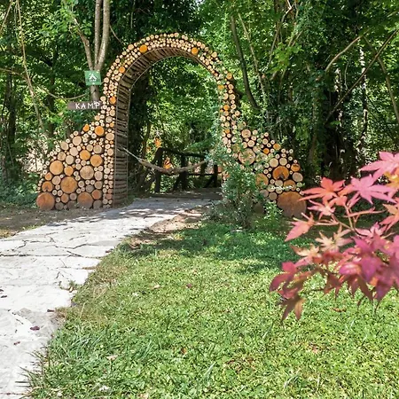 Japodski Otoci Lodge Racic