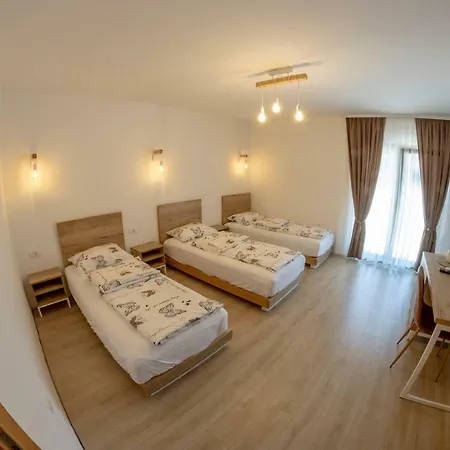 Lodge Turisticko Naselje- Japodski Otoci *