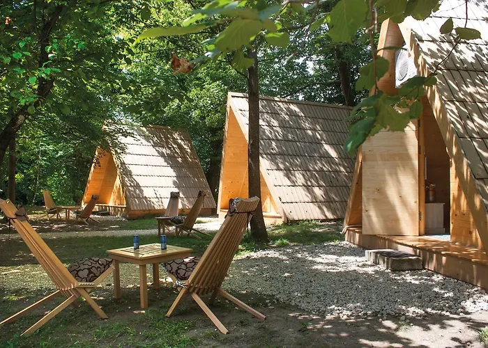 Japodski Otoci Lodge *