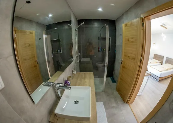 Japodski Otoci Lodge Racic